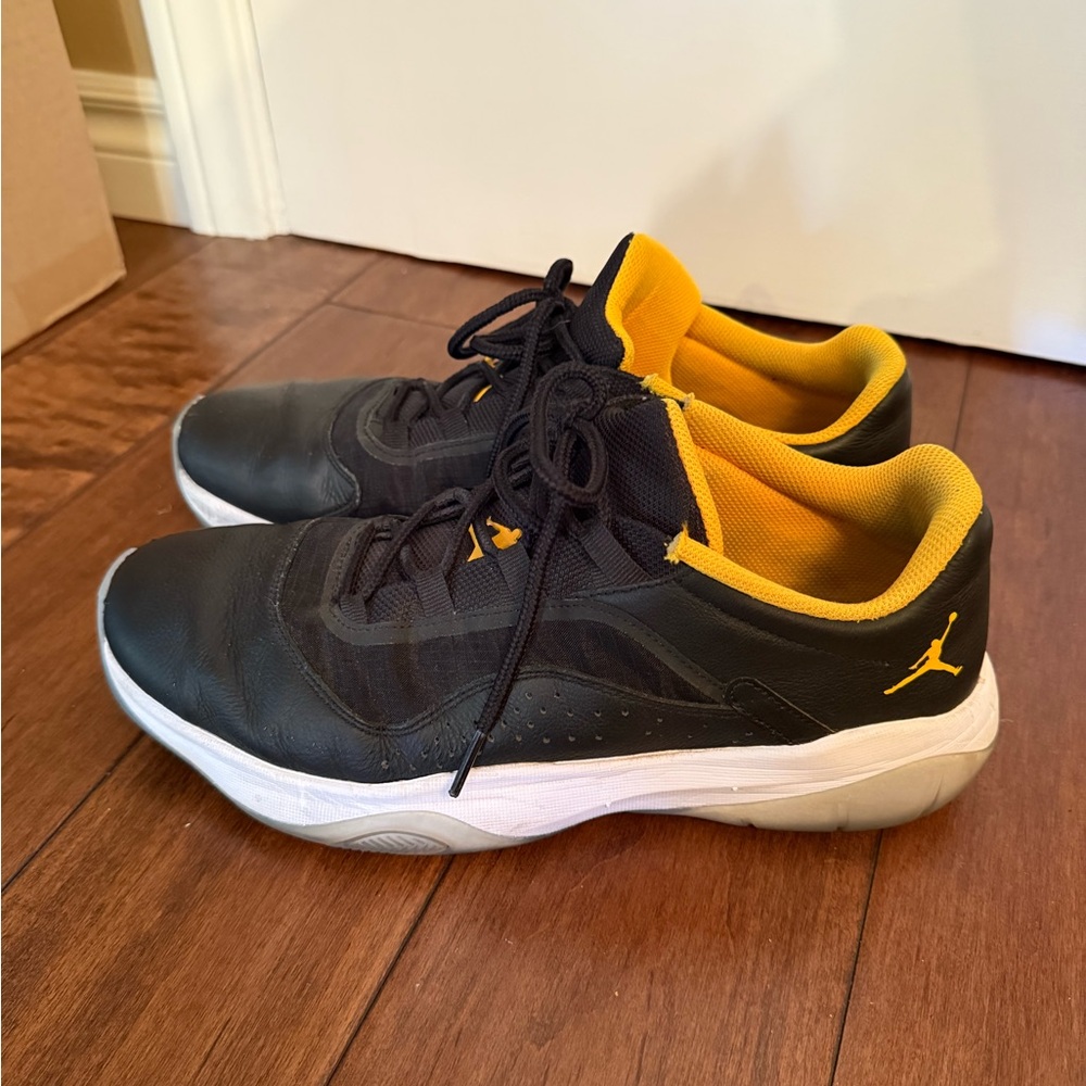 Nike Jordan Men’s Comfort Low Shoes Size  11
